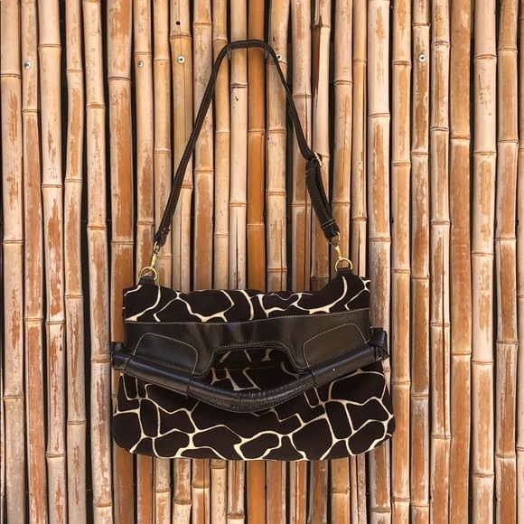Giraffe Print Fold-over Handle or Crossbody Bag - Picture 2 of 3